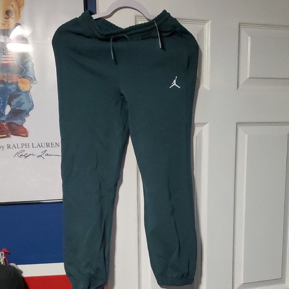 Jordan Kids Forest Green Jogger Sweatpants with White Jumpman